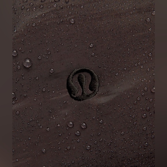 Lululemon Wunder Puff Cropped Vest Iridescent Espresso Size 2 - Picture 9 of 9